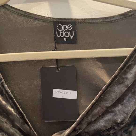 NWT!! LF Olive green velvet top - Picture 2 of 4